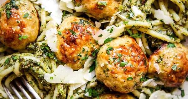 Baked Chicken Meatballs With Broccoli Pesto Pasta