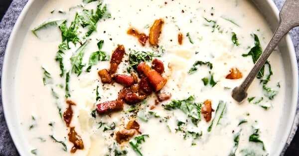 Roasted Garlic Soup With Kale, Parmesan And Crispy Pancetta