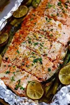Buttery Garlic Lime Salmon With Asparagus