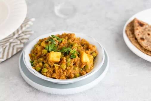 Mutter Paneer-Peas And Cottage Cheese Curry