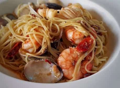Oven-Baked Seafood Spaghetti