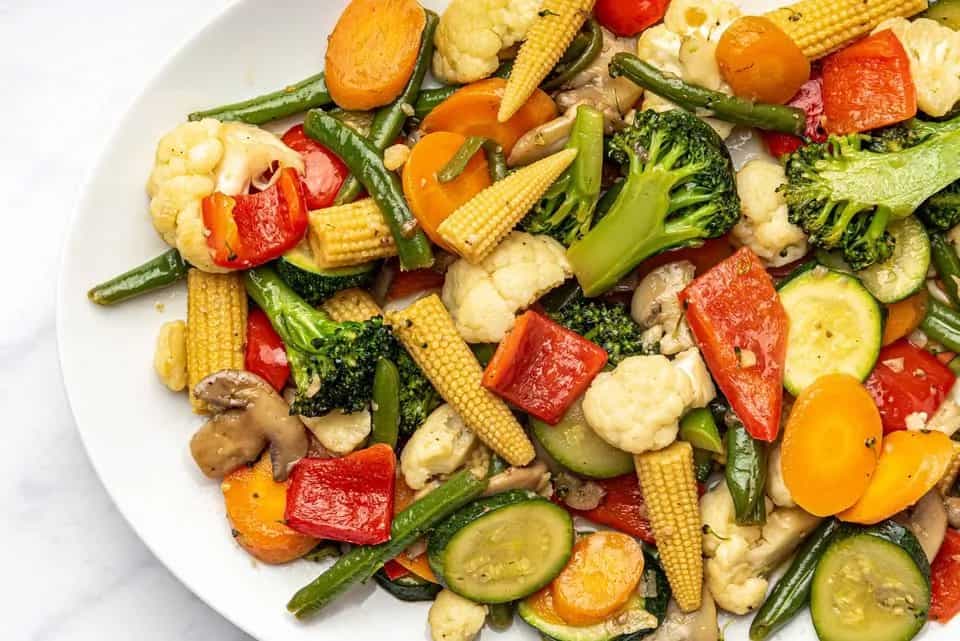 Vietnamese Stir-Fried Mixed Vegetables
