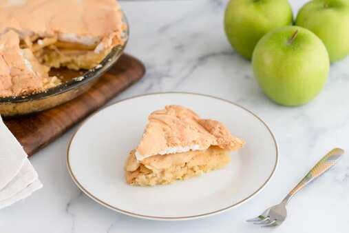 Apple Pie With Meringue Topping