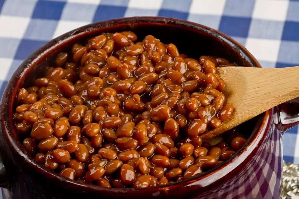Molasses Baked Beans With Salt Pork