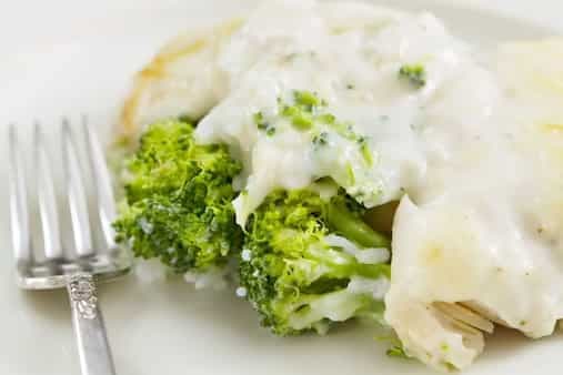 Chicken With Mornay Sauce