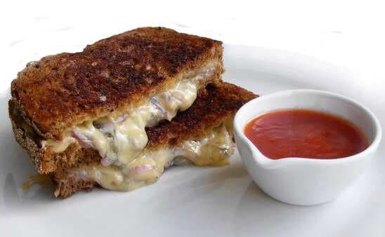 Grilled Cheese With Caramelized Onion Sandwiches