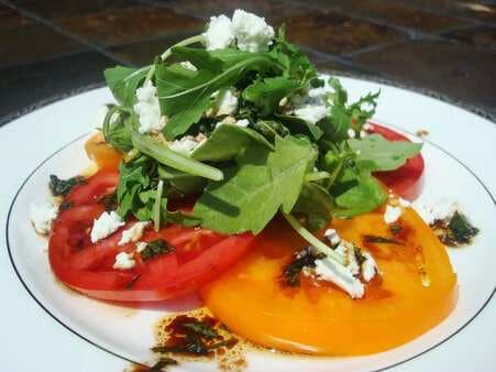 Heirloom Tomato Salad With Goat Cheese And Arugula