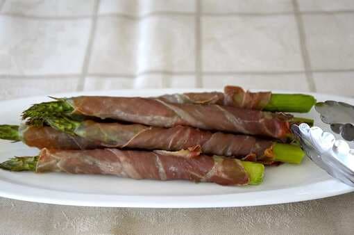 Air Fryer Asparagus with Prosciutto