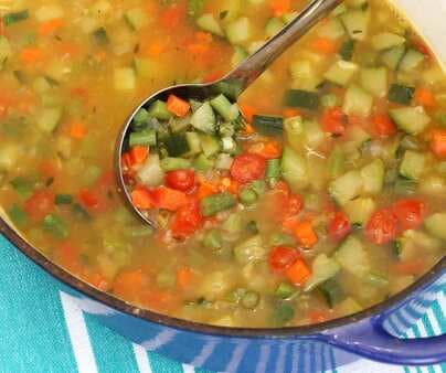 Garden Vegetable and Lentil Soup