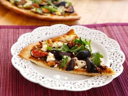 Fig And Goat Cheese Pizza With Maple Balsamic Reduction