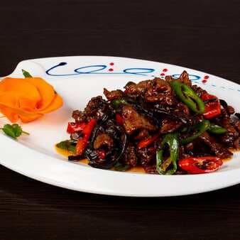 Chinese Beef Steak And Mushroom Stir Fry