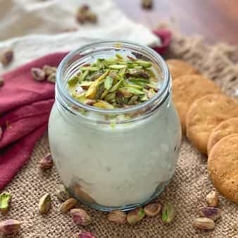 Banana Digestive Pudding With Pistachios