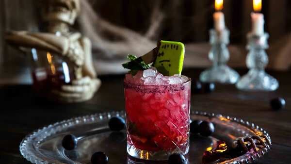 Halloween 2022: 4 Unique Party Recipes For Your Drinks Menu