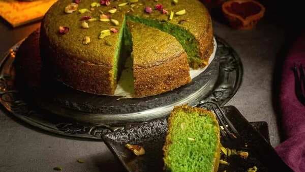 Love Paan? This Eggless Cake Will Satisfy All Your Cravings