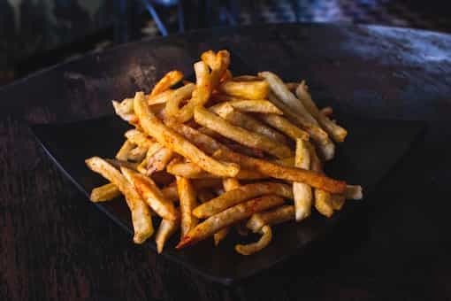 Try These 5 Deliciously Evergreen Baked French Fry Recipes!
