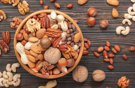 Include These Nuts And Seeds Into Your Diet For A Healthy Heart
