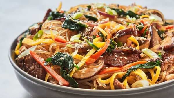 Have You Tried Japchae, An Appetising Korean Glass Noodles Dish?