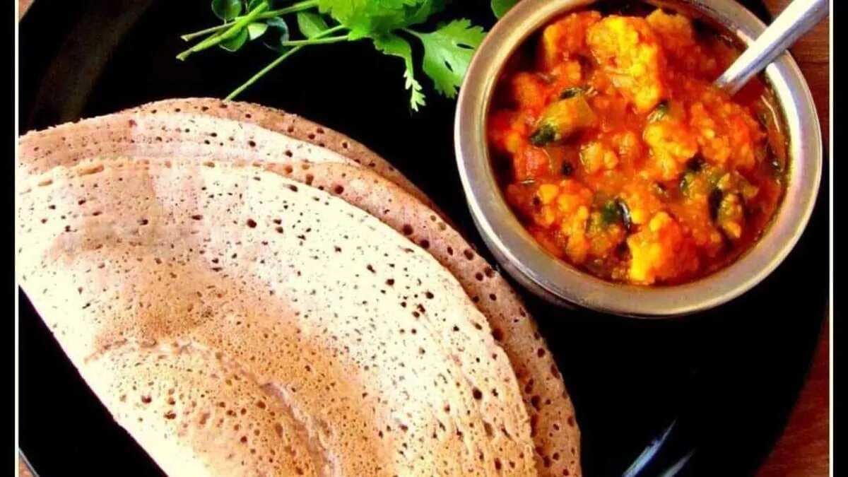 Vada Curry to Meen Kozhambu: 5 Interesting Side-Dish Your Dosa 