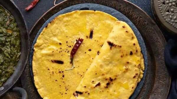 Jowar Roti Or Makki Roti; Which Is Healthier For Weight Loss