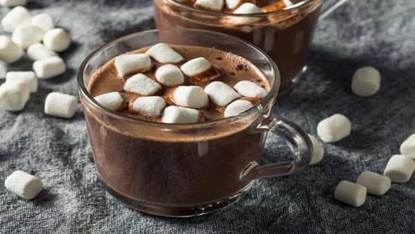 From Kesar Milk to Hot Chocolate, Drinks That Define Winters