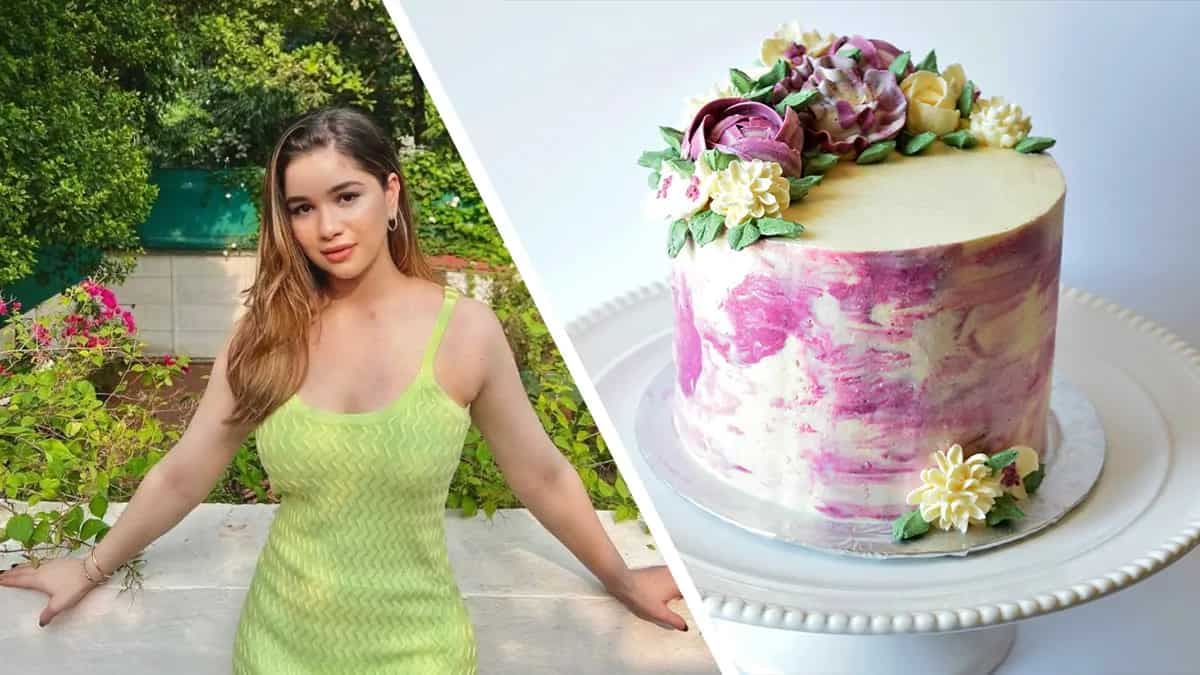 Sara Tendulkar Turns 25: Celebrates Birthday With Adorable Cake