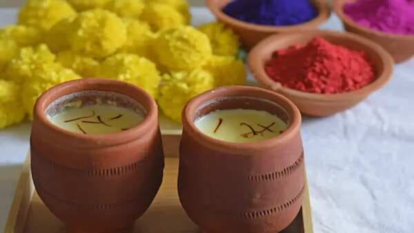 Do You Know Why Thandai Is Consumed On Holi?