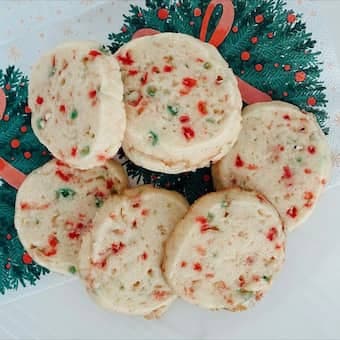 Make Easy Icebox Cookies At Home, Recipe Inside