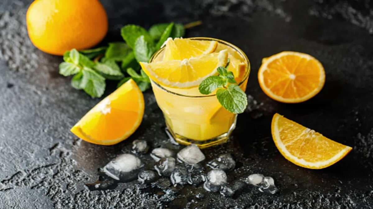 7 Best Two-Ingredient Cocktails You Can’t Miss 