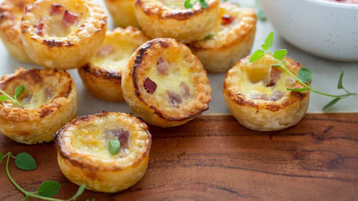 Diwali 2022: 5 Bite-Sized Snacks Perfect For Your Cards Party  