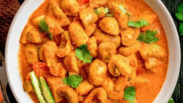 Odia Chatu Besara: A Mouth-Watering Mushroom & Mustard Curry
