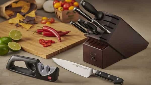 5 Cutting and Chopping Kitchen Tools As Gifts 