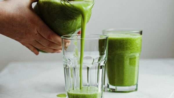 Try These Hot Smoothies For Cold Mornings