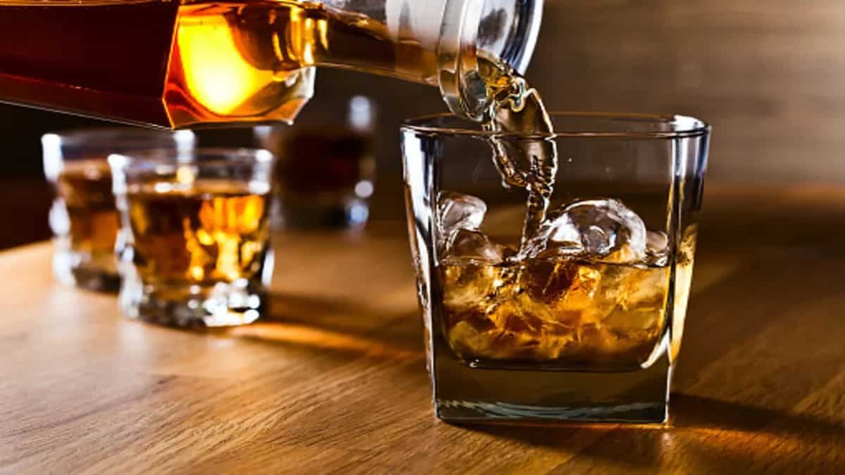 Want To Taste The Rare Whiskies? Give These Whisky Clubs A Try