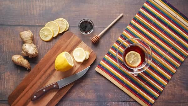 Cough And Cold? Try This Ginger Lemon Honey Tea!