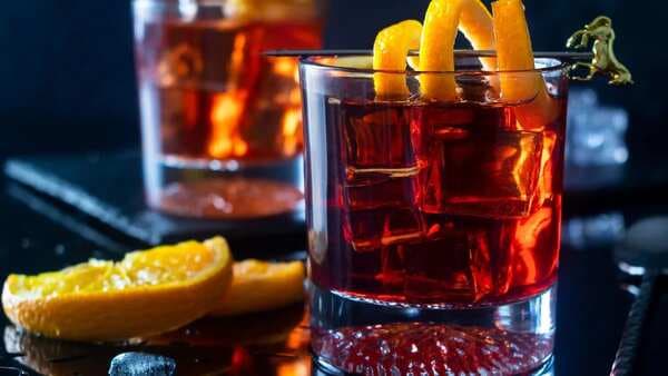 The Negroni Cocktail And 3 Exciting Variations To Try