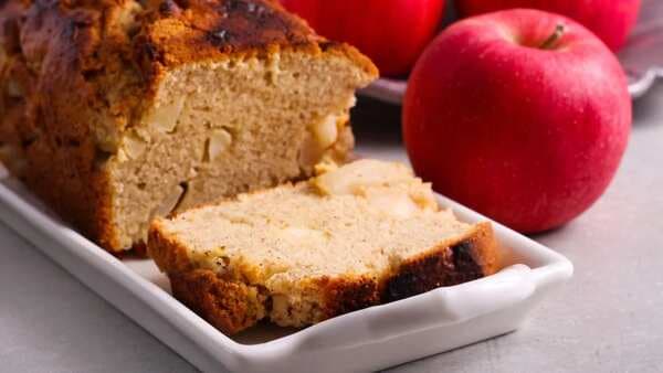 Apple Pie Bread Is The Easy Fruit Cake That You Need 
