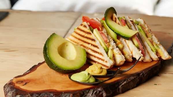 Avocado Grilled Sandwich: Best For A Healthy Breakfast 