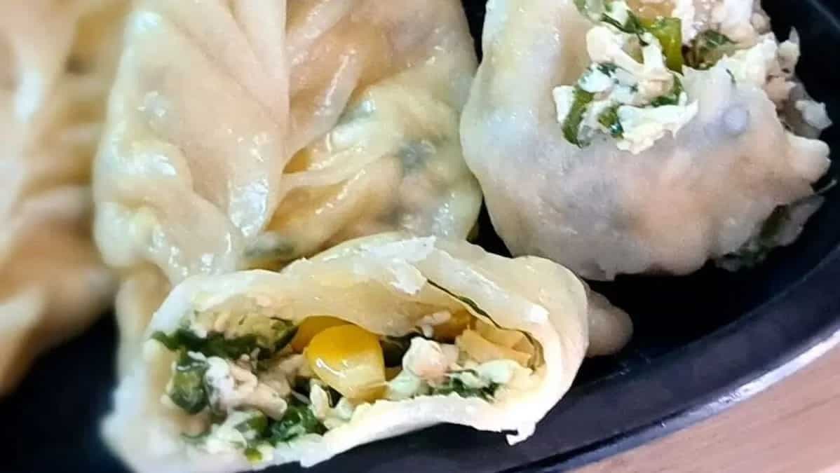 Healthy And Delicious Spinach Momos For Monsoon