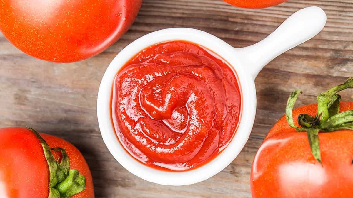 Homemade Tomato Puree; Burst Of Flavours And Nutrients