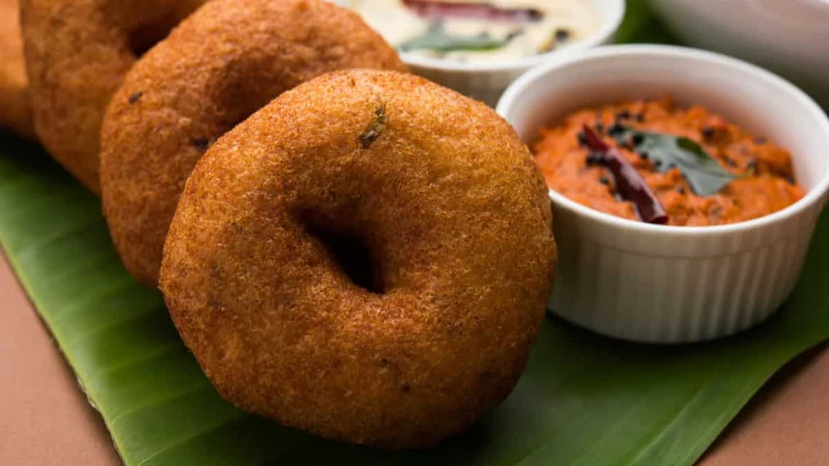 Vadas For Breakfast: 5 Delicious Fillings To Try