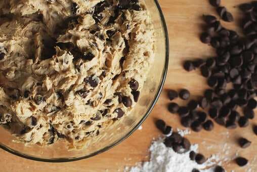 Freezing The Cookie Dough? Use These Tips For Defrosting