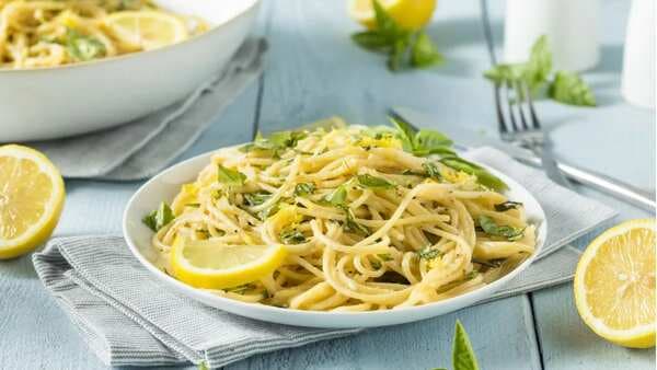 Only Got 15 Minutes For Dinner? Try This Lemon Ricotta Pasta
