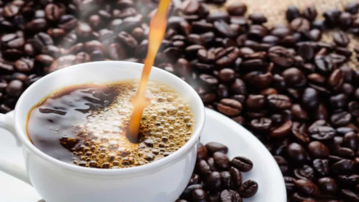 Coffee Drinks To Keep You Warm This Winter 